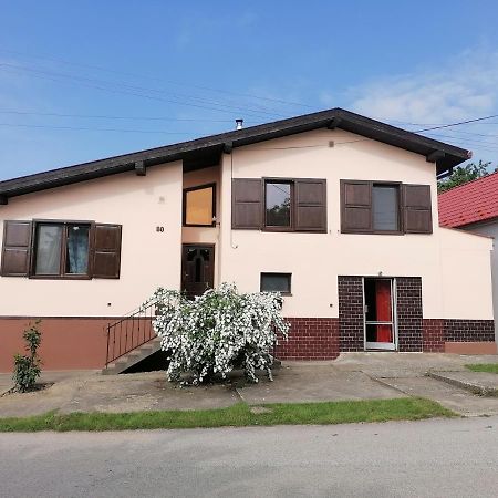 Chlaba Apartman Chl'aba Екстериор снимка