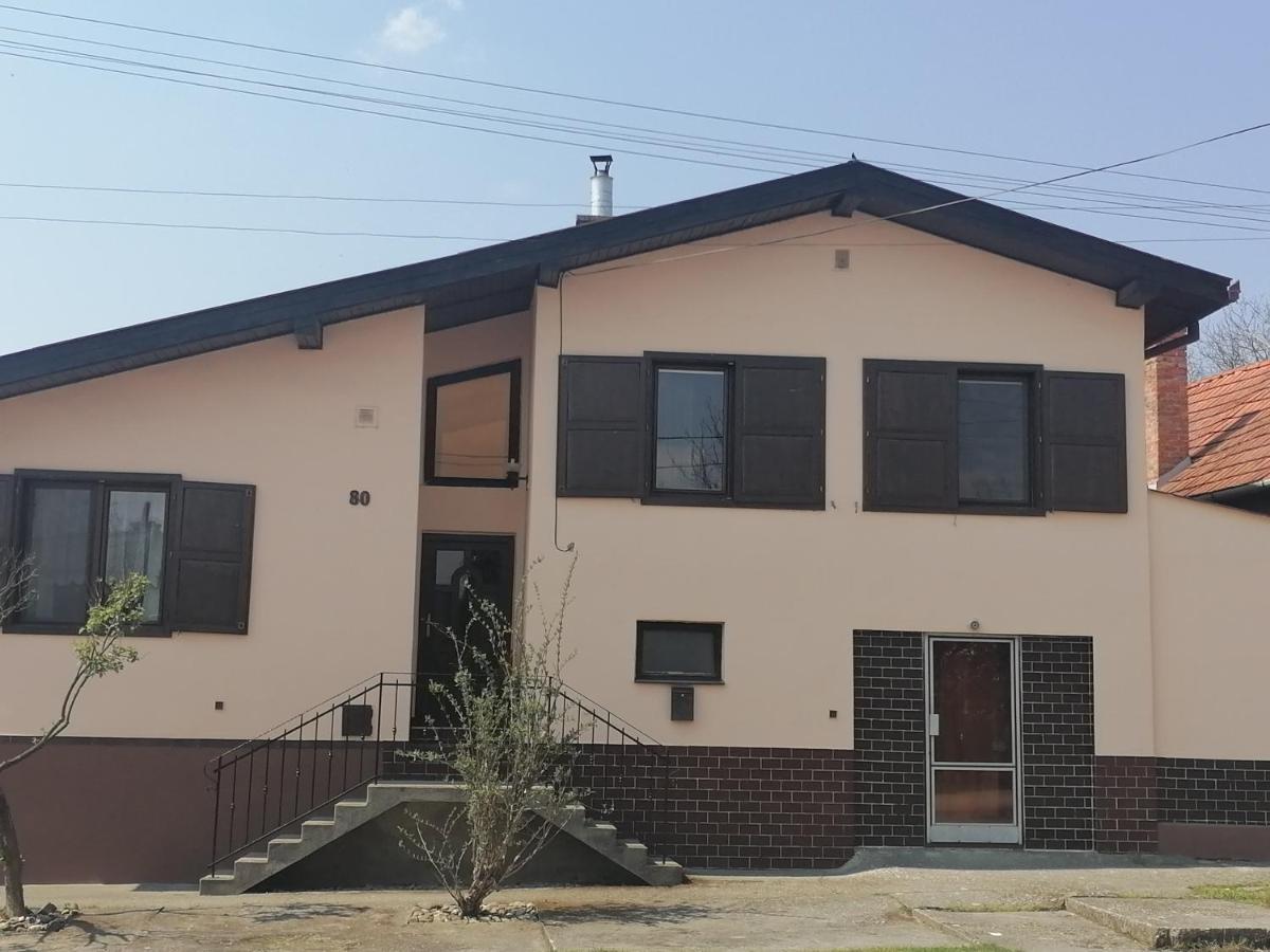 Chlaba Apartman Chl'aba Екстериор снимка